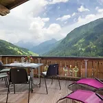 Bergsonne Apartman Tux