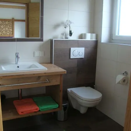 アパート Bergsonne トゥクス